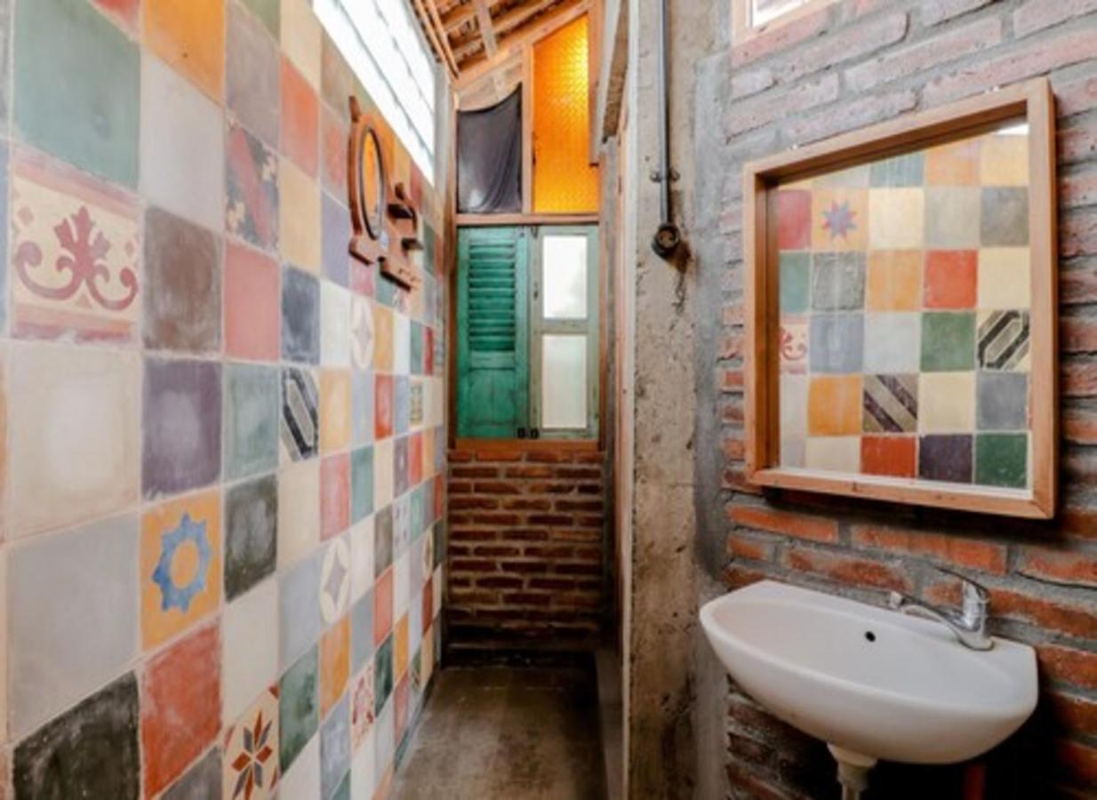 Lorong Homestay Bantul Exterior foto